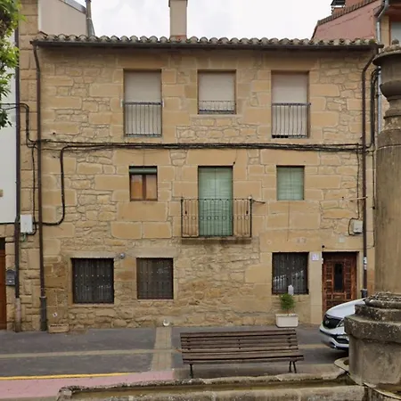 Cómodo Y Bien Ubicado En El Corazón De Rioja Alavesa Apartamento Leza